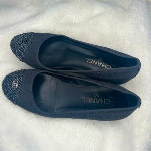 Chanel Gray felt and tweed CC cap toe Ballet Flats Size 39 1/2